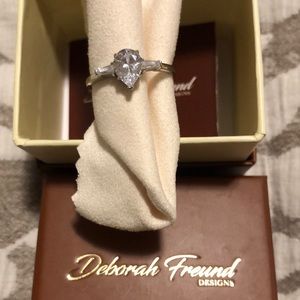Platinum plated cubic zirconia ring